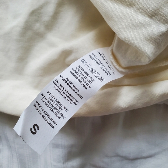 Alphalete Signature Oversized Crop Tee - Picture 4 of 6